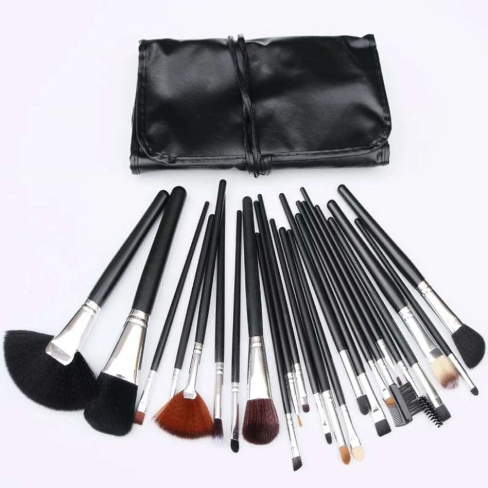 24 piece makeup brushes